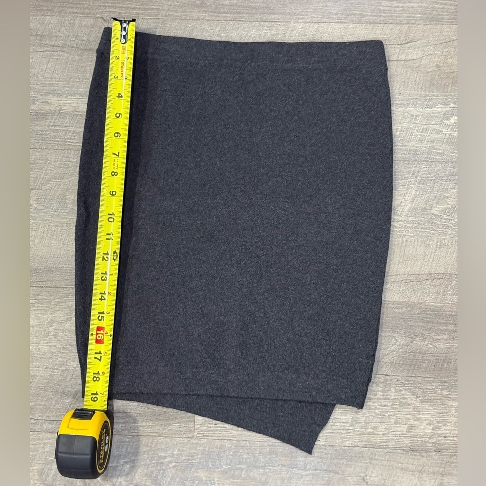 BCBGeneration Dark Gray Women's Skirt Size M Stretch - Picture 4 of 8